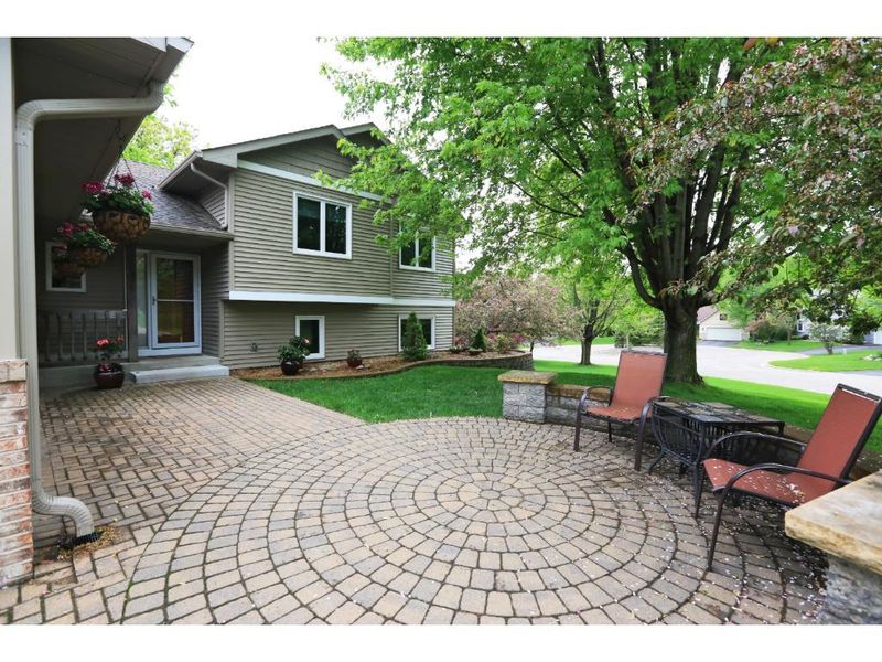 4917 W 150th St, Savage, MN 55378