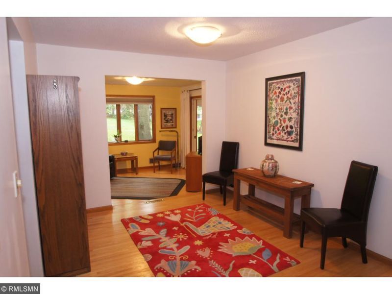 7133 Windgate Rd, Woodbury, MN 55125
