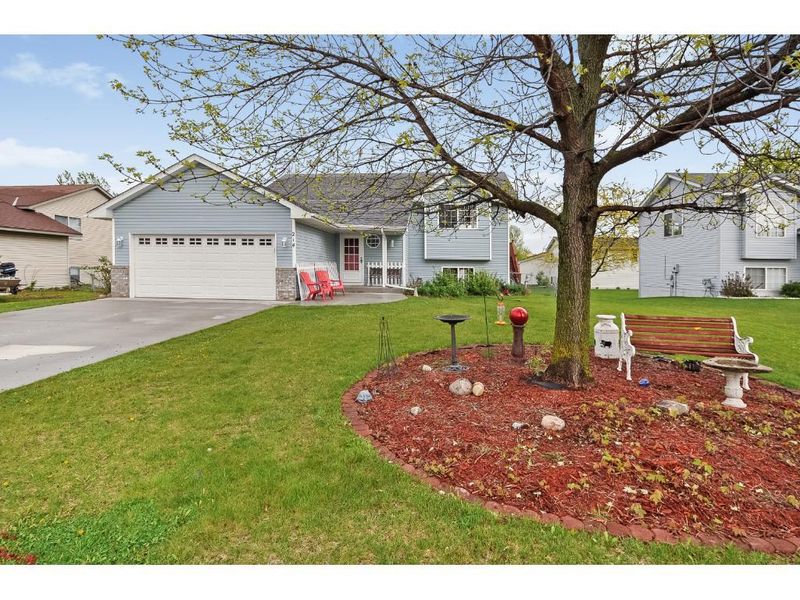 214 13th Ave NE, Buffalo, MN 55313