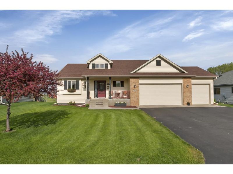 805 3rd Ave SE, Cold Spring, MN 56320