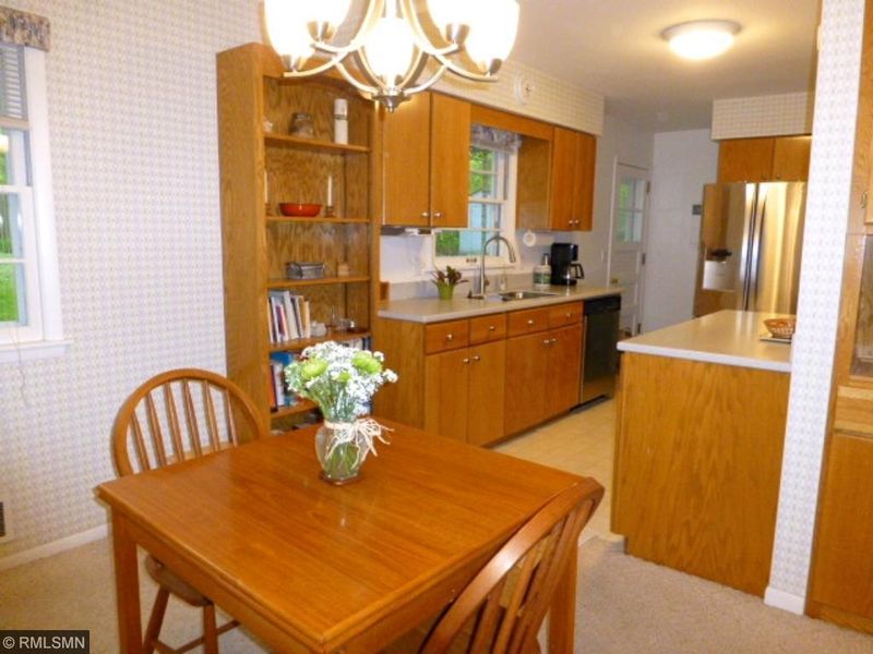 351 Kenmar Cir, Minnetonka, MN 55305