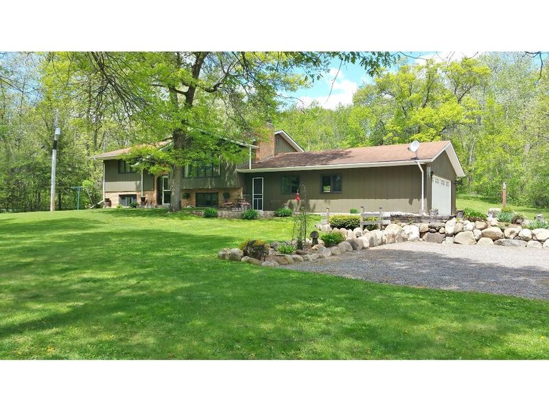 4574 230th St, Saint Augusta, MN 56301