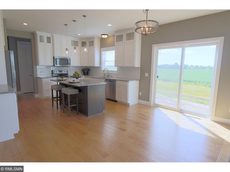 11855 32nd St N, Lake Elmo, MN 55042