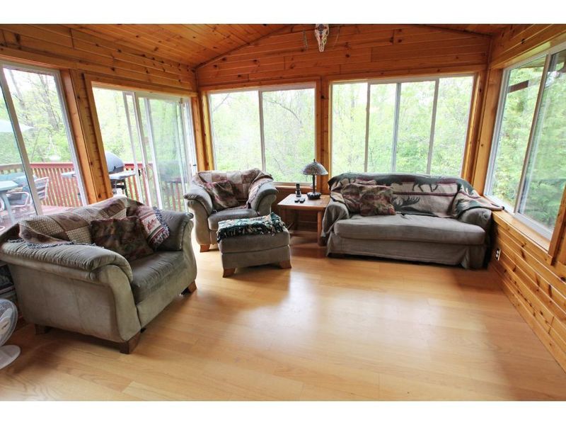 39183 Riverside Ct, North Branch, MN 55056