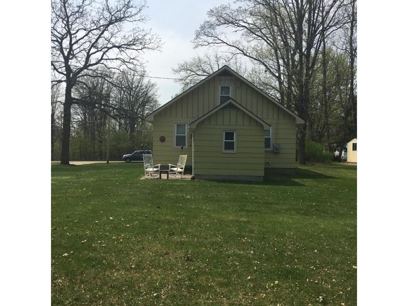 430 NE 2nd Ave, Cohasset, MN 55721