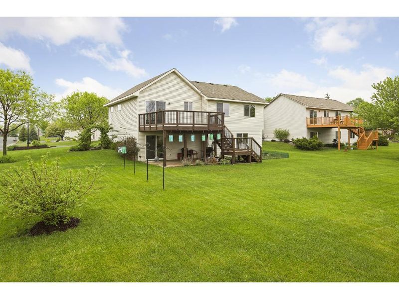 1903 Fischer Dr, Waconia, MN 55387