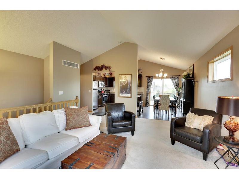 1903 Fischer Dr, Waconia, MN 55387