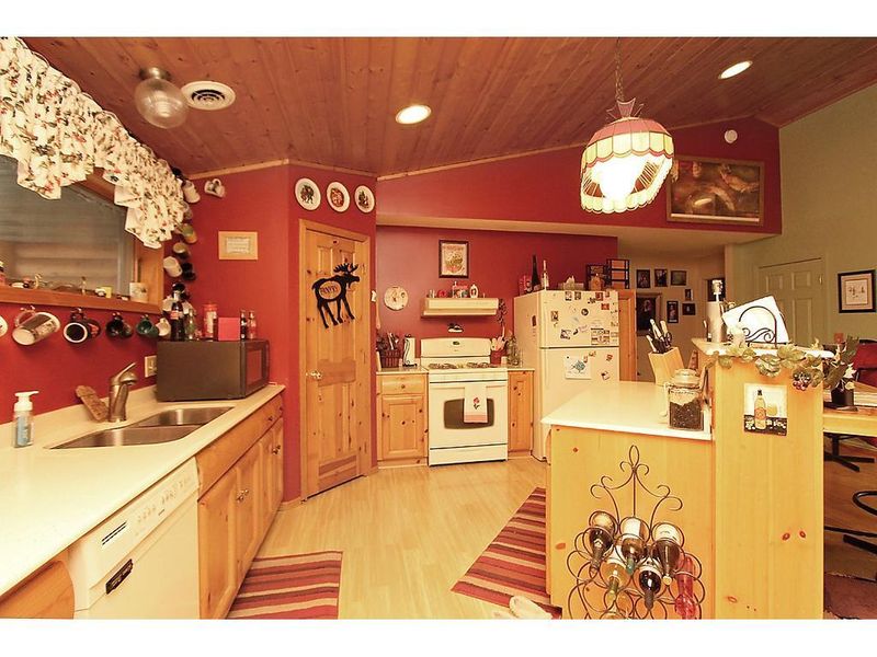 11643 230th St, Milaca, MN 56353