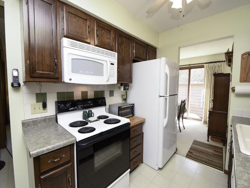 2178 Ripley Ave, Maplewood, MN 55109
