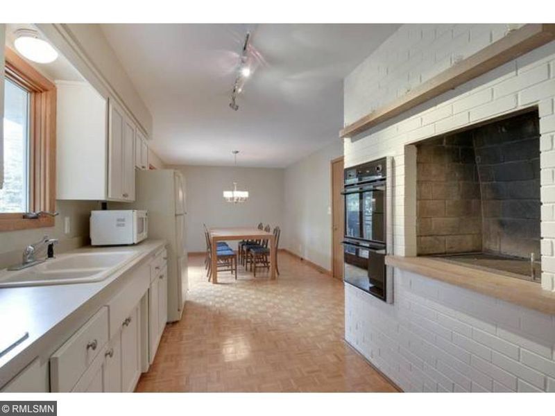 304 Jefferson Ave S, Edina, MN 55343