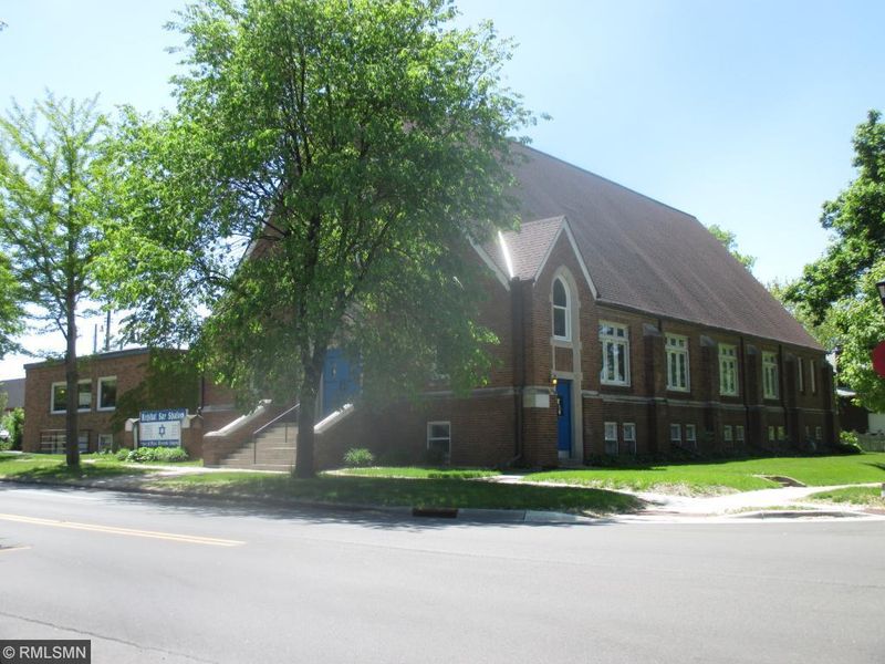 225 Cleveland Ave S, Saint Paul, MN 55105