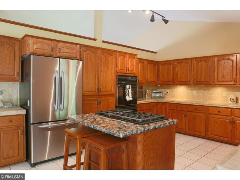12717 274th Avenue Cir, Zimmerman, MN 55398