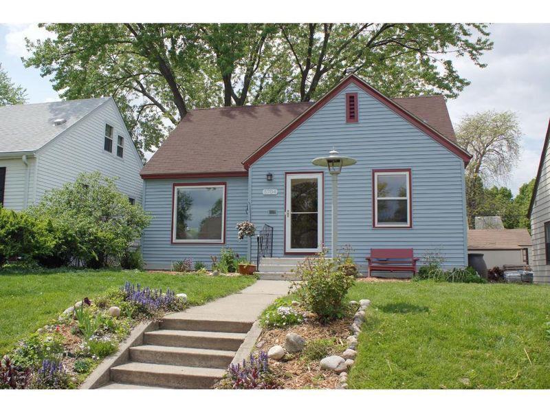 5704 Standish Ave, Minneapolis, MN 55417