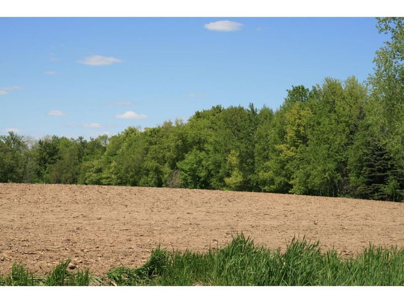 35089 Packard St NE, Cambridge, MN 55008