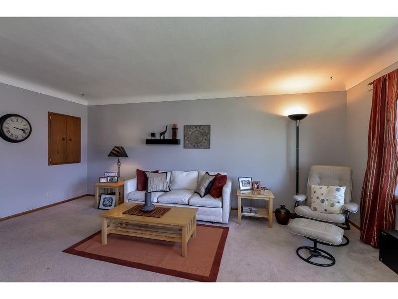 1800 County Road D W, Roseville, MN 55112