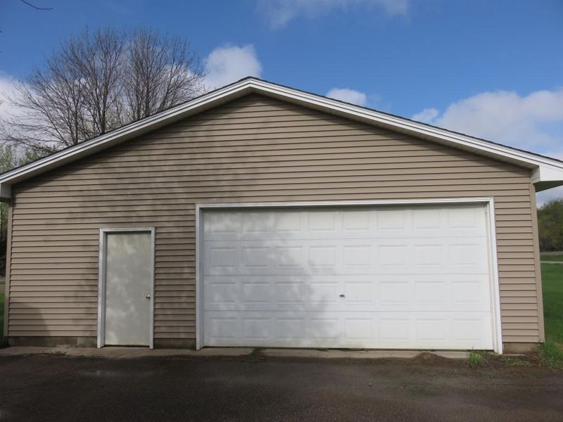 1122 30th St SE, Buffalo, MN 55313