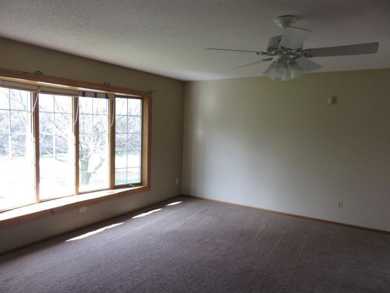 1122 30th St SE, Buffalo, MN 55313