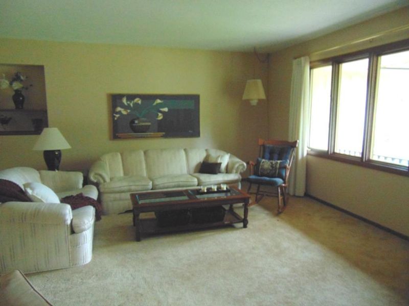 7170 146th St W, Apple Valley, MN 55124