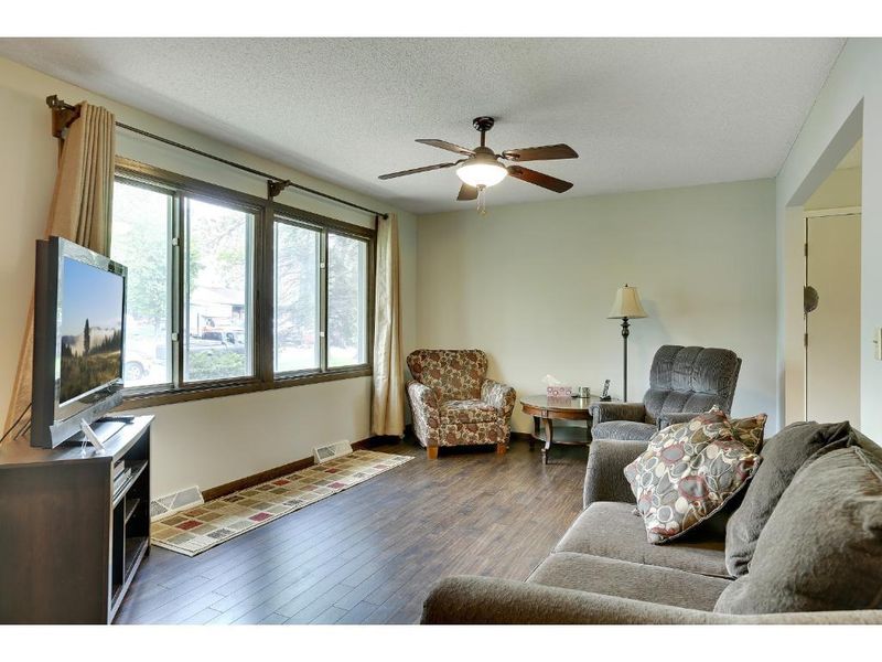 3426 116th Ln NW, Coon Rapids, MN 55433