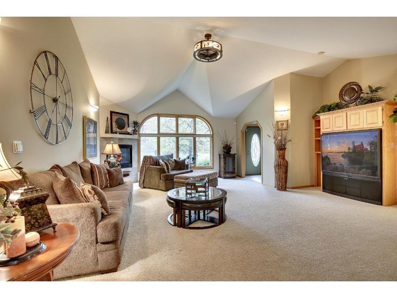 4011 136th Ln NE, Ham Lake, MN 55304