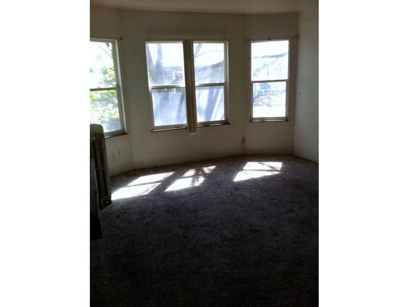 685 Maryland Ave E, Saint Paul, MN 55106