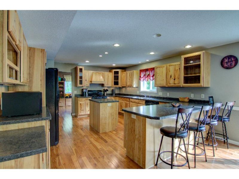 16854 Jacksonville Dr, Brainerd, MN 56401