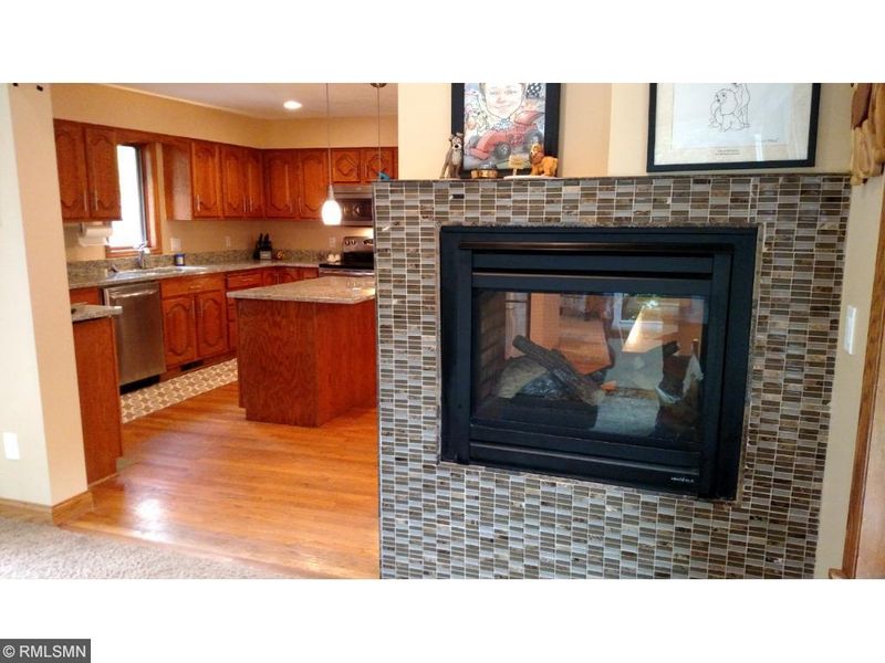2909 Rankin Rd, Saint Anthony, MN 55418