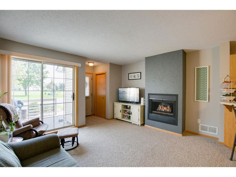 13201 Meadowood Trl NW #81, Coon Rapids, MN 55448