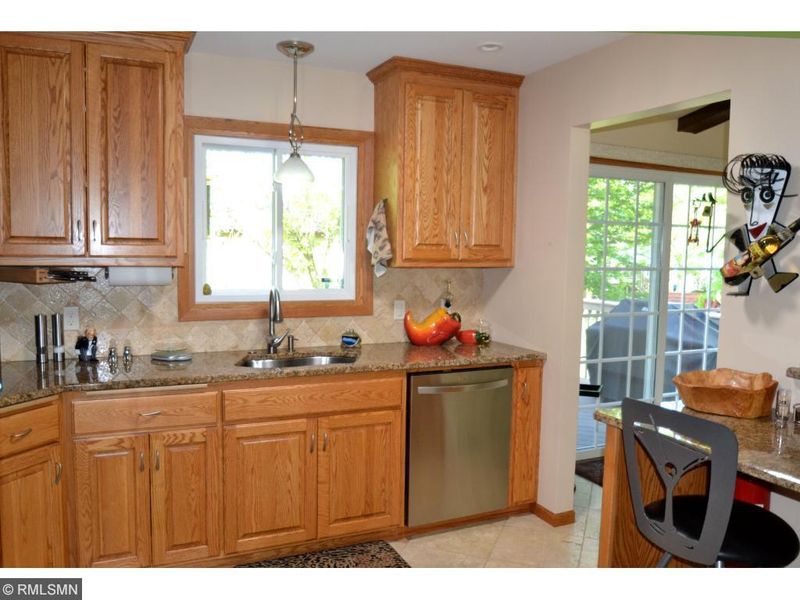 4460 Morningside Ave, Vadnais Heights, MN 55127