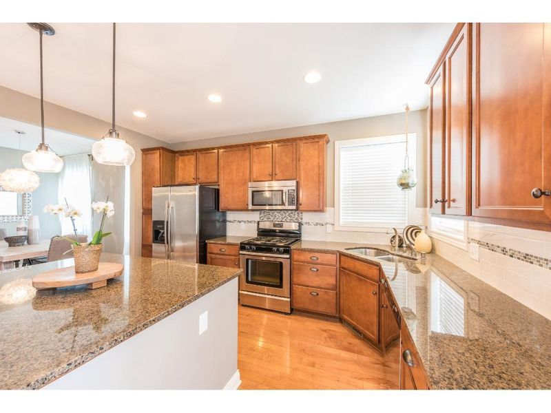 3971 Valencia Ln, Chaska, MN 55318