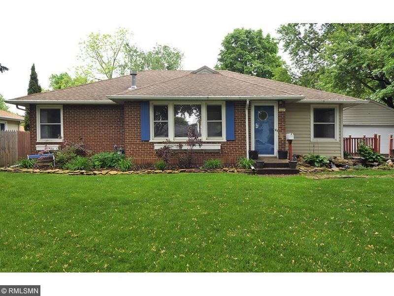 1107 Carlton Ave, Faribault, MN 55021