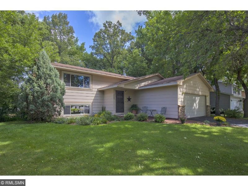 5406 W 140th St, Savage, MN 55378