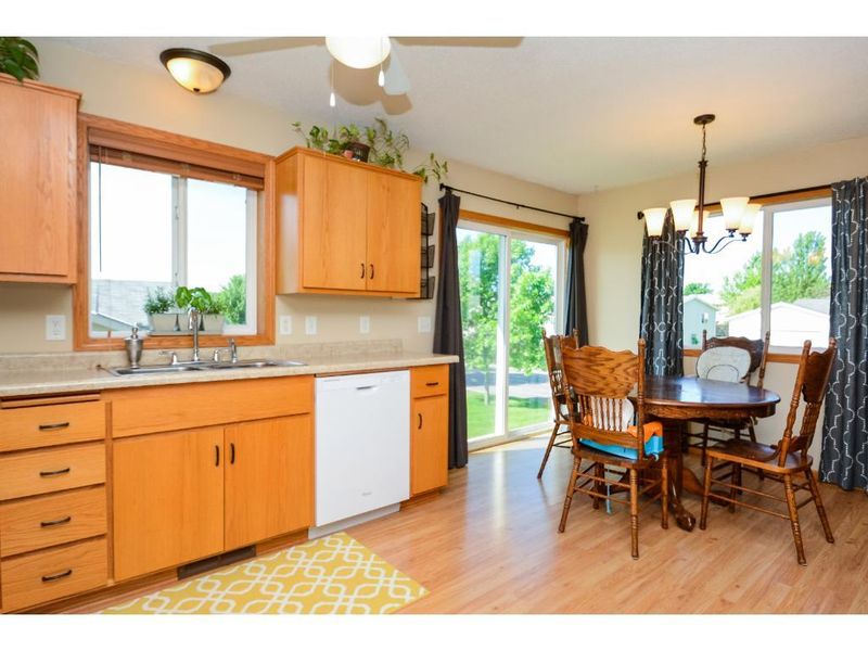 8354 Fox St, Monticello, MN 55362