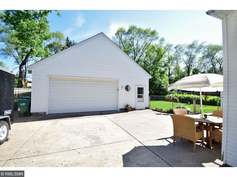 720 Lincoln St, Anoka, MN 55303