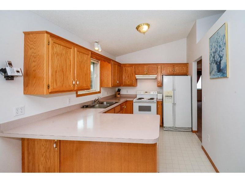 7443 96th St S, Cottage Grove, MN 55016