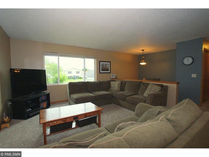 2806 Addison Ave, Brainerd, MN 56401
