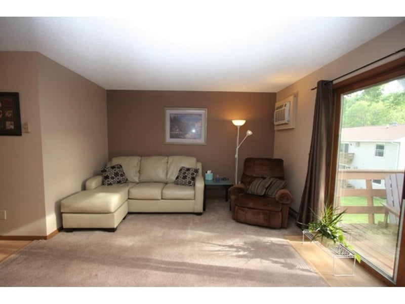 304 Parkview Ct #3, Altoona, WI 54720