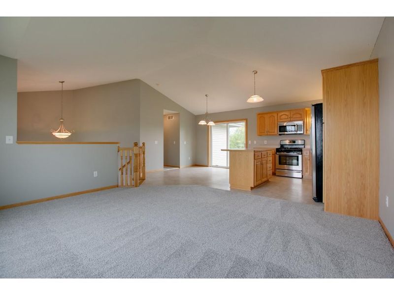 7594 385th St, North Branch, MN 55056