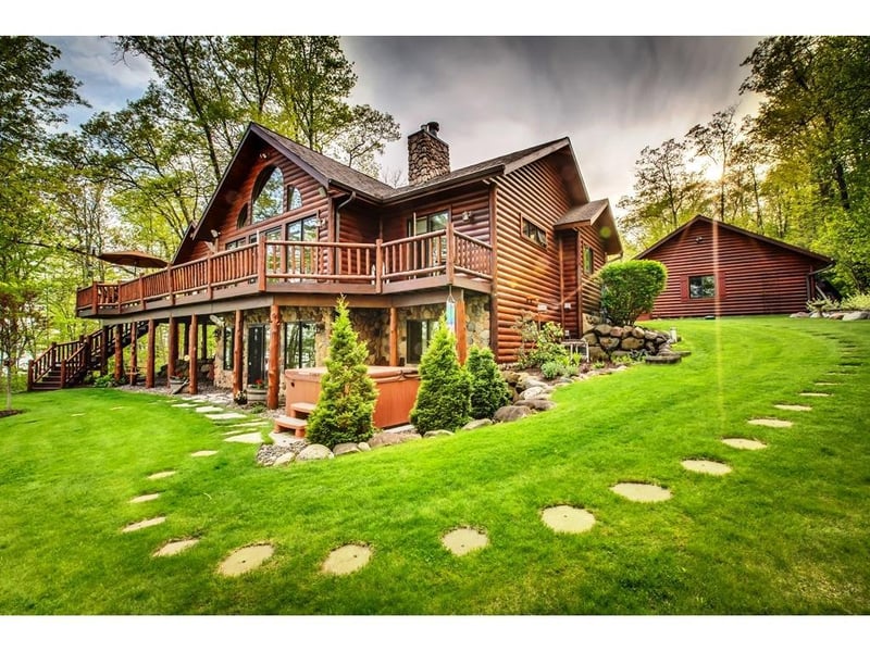 7220 N Winters Point Rd, Hayward, WI 54843