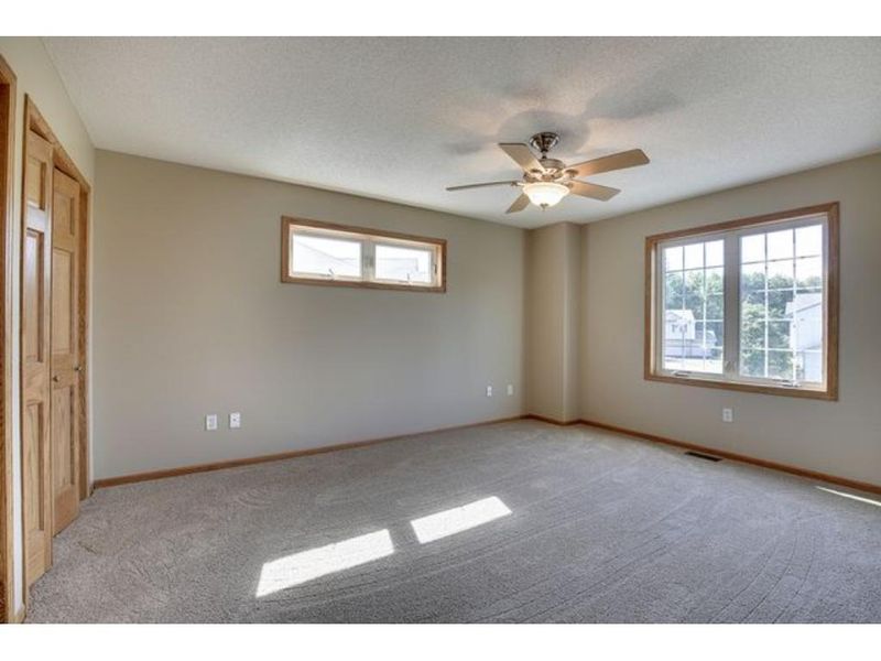 7882 Nancy Ct, Lino Lakes, MN 55014