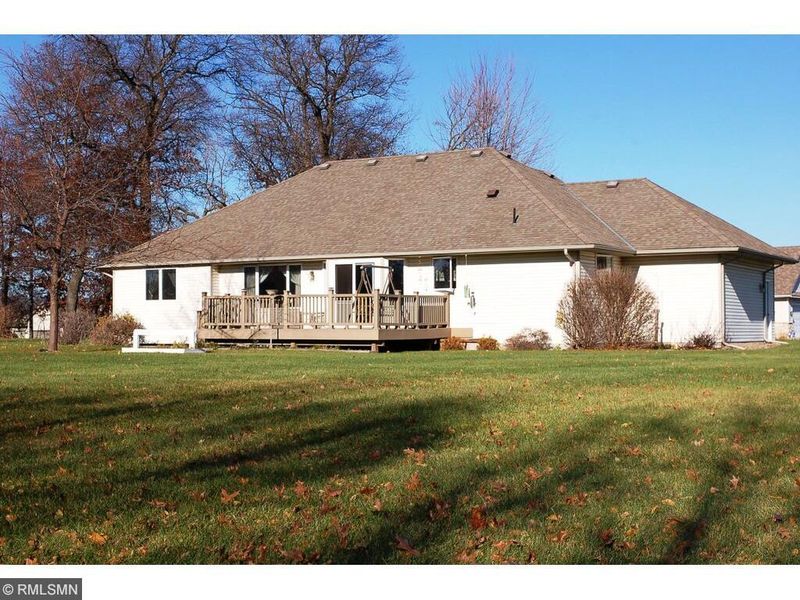 5221 382nd Dr, North Branch, MN 55056