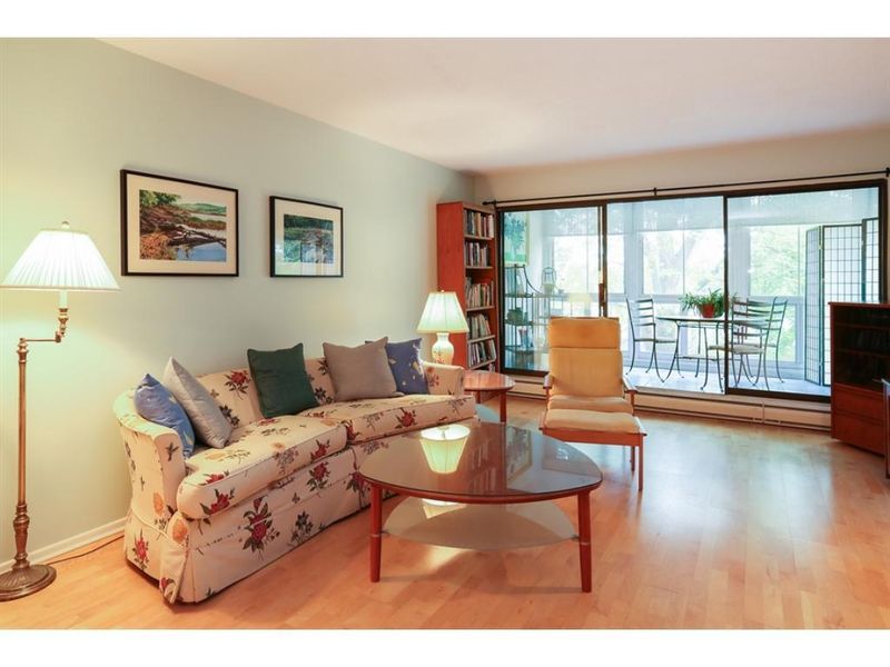 4075 W 51st St #308, Edina, MN 55424