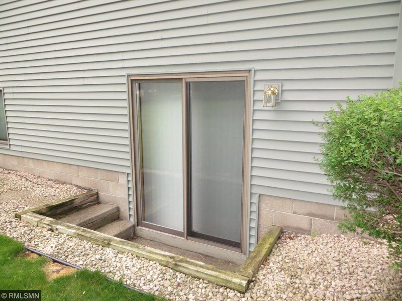 1813 Danielle Dr, Saint Cloud, MN 56301