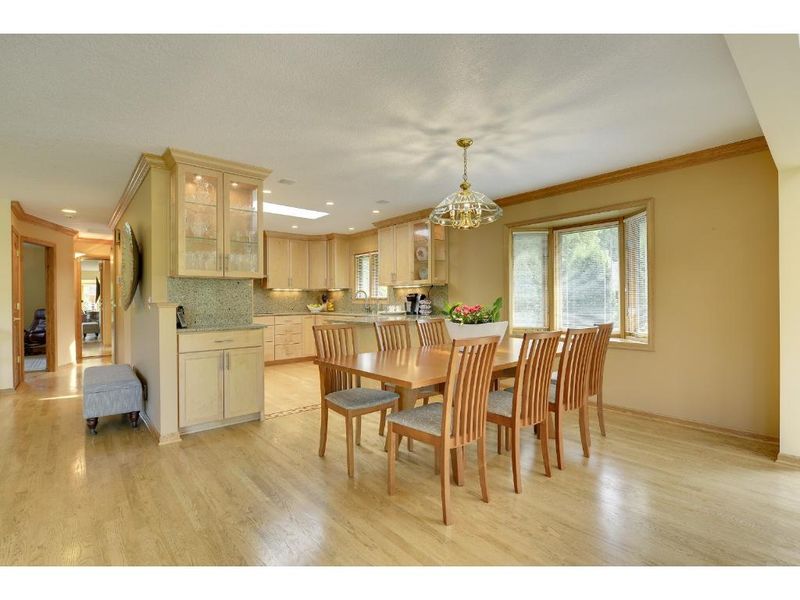 212 Ulmer Dr, Circle Pines, MN 55014