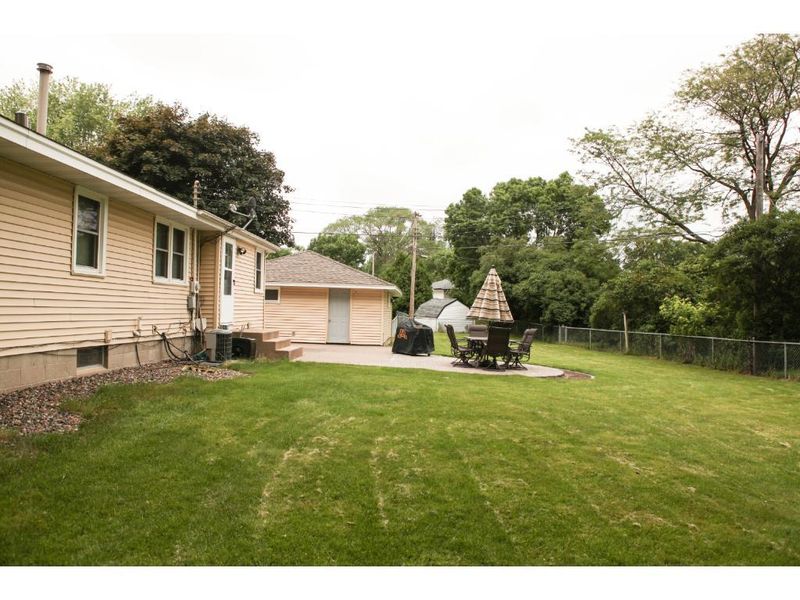 6232 71st Ave N, Brooklyn Park, MN 55429