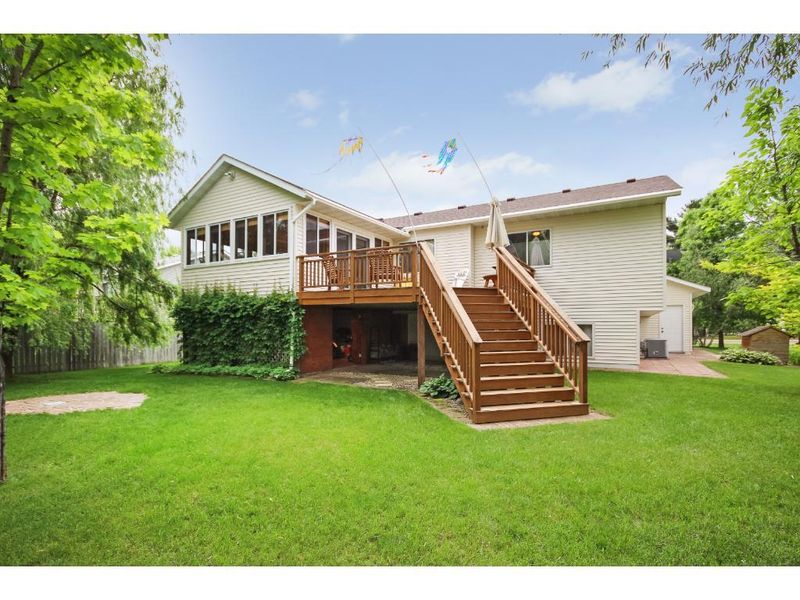 127 Hiawatha Ave E, Big Lake, MN 55309