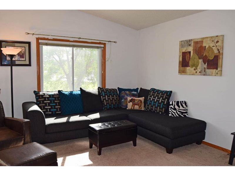 12812 Morgan Ave S, Burnsville, MN 55337