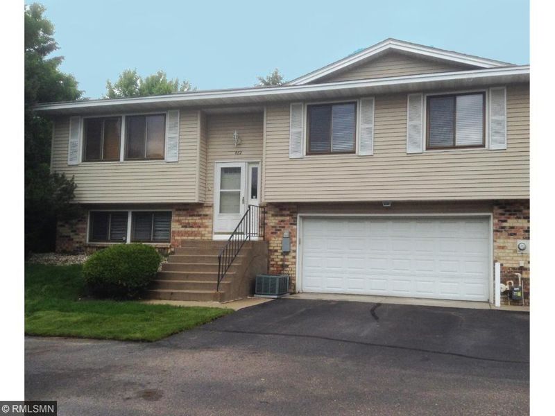 462 97th Ln NE, Blaine, MN 55434