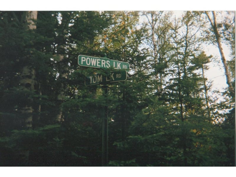 198 Powers Lake Rd, Hovland, MN 55606