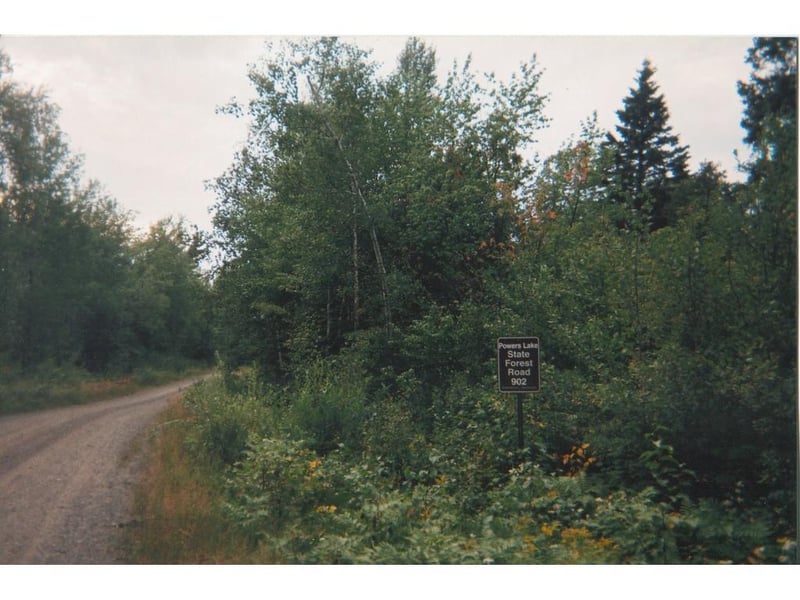 198 Powers Lake Rd, Hovland, MN 55606